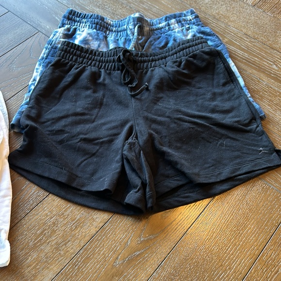 4 Pack Danskin French Terry Shorts - Picture 3 of 5